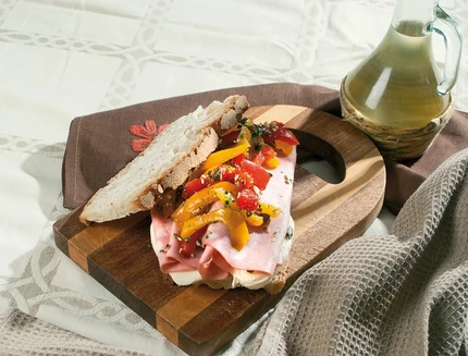 Panino con mortadella di Modena a241