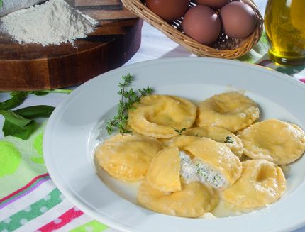 ravioli-di-bufala-con-burro-montato-al-timo_a58