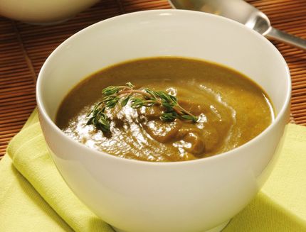 Vellutata agli spinaci, spinach soup, Italy, Europe