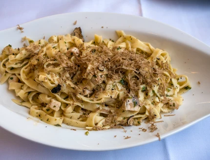 Tagliatelle funghi e tartufo